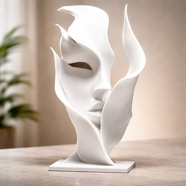 Whisper of Form – Артистична абстрактна скулптура